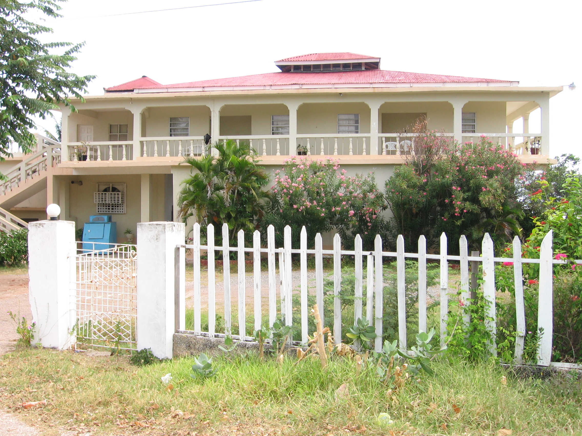 stacie real estate agent jamaica best